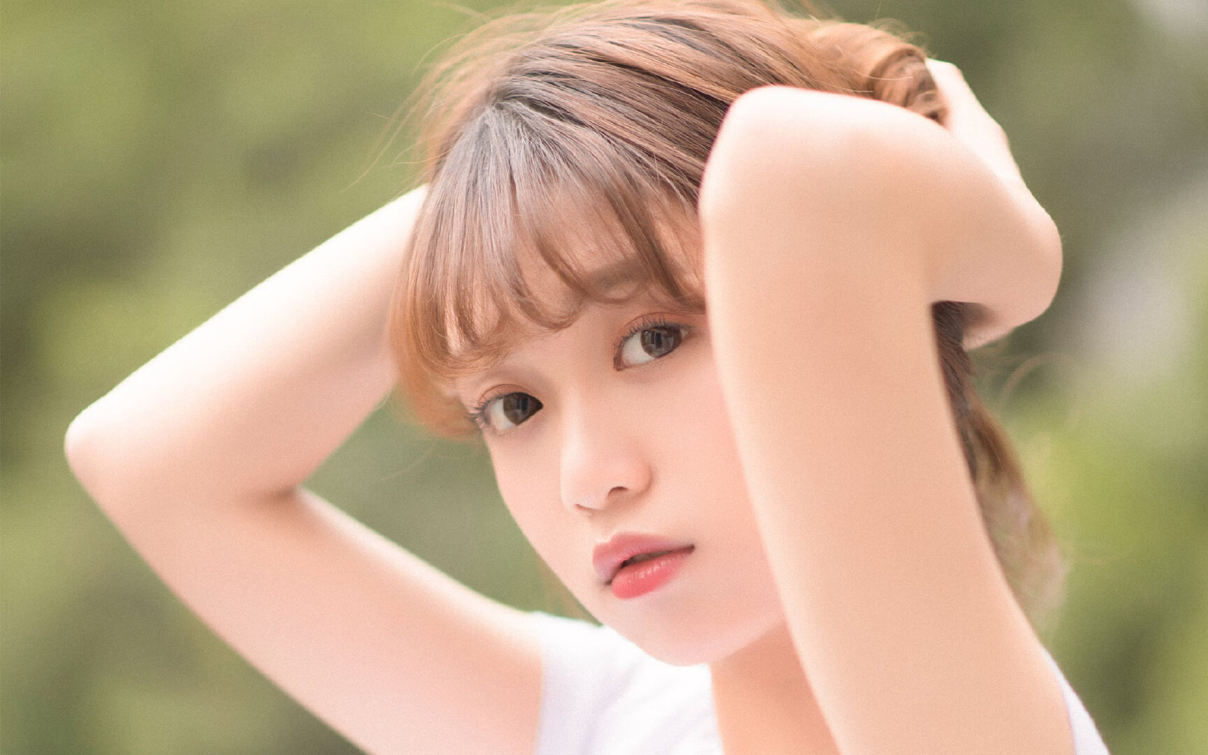 绿茵与赛道的双重奏,当多特蒙德制霸马赛,卡塞米罗在F1揭幕战接管比赛