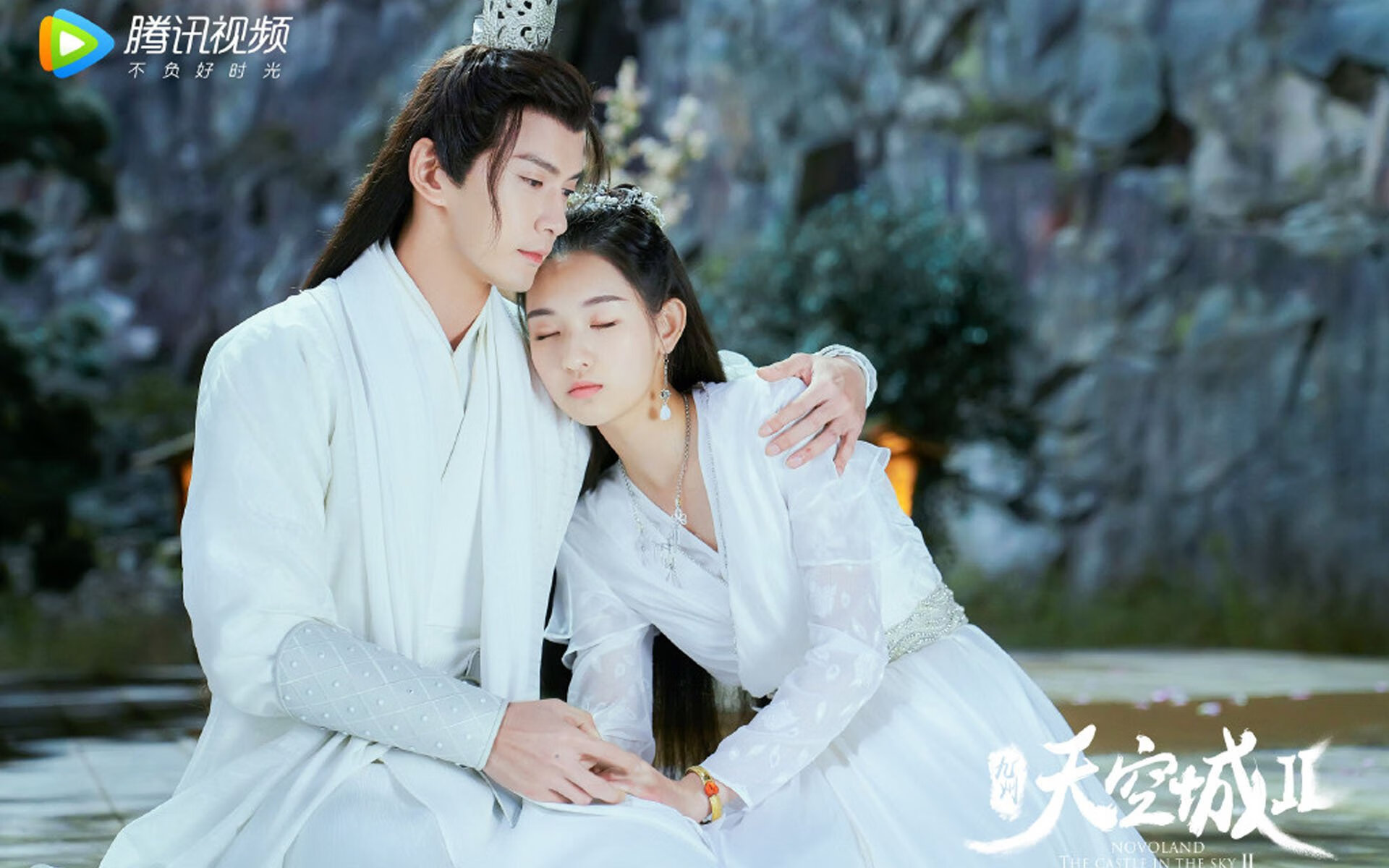 石油资本绞杀诺坎普,加克波向巴萨全体前锋示范有效进攻